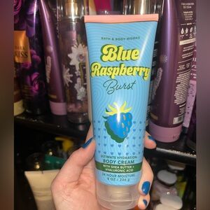 Bath and Body Works Blue Raspberry Burst Cream